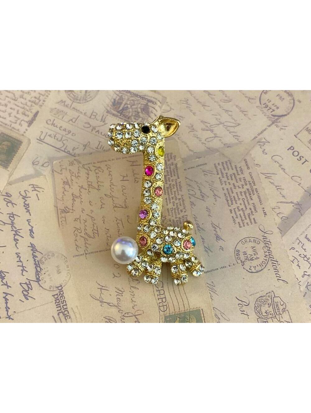 Rhinestone Giraffe Brooch Faux Pearl Pave Figural Pin Colorful Animal Jewelry